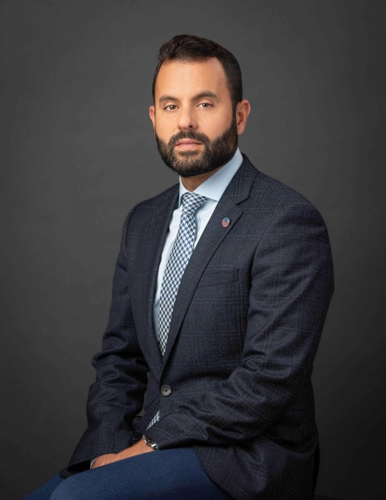 Abogado José L. Becerra